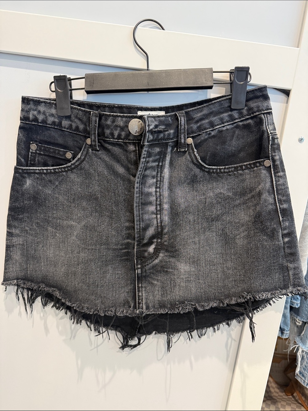 vestique Black Washed Denim Mini Skirt with Frayed Hem
